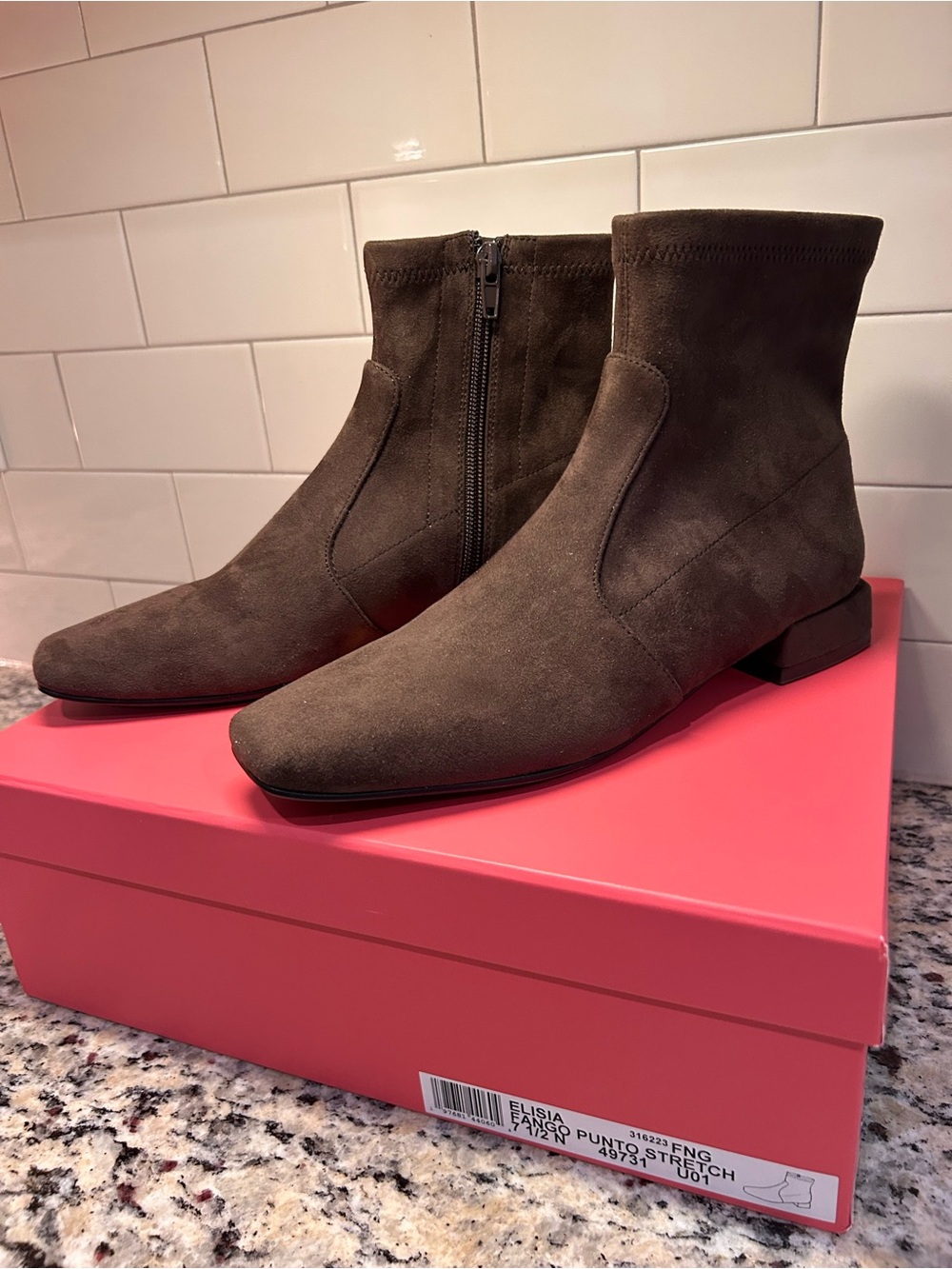 Vaneli Women’s  Dark Brown Italian Suede Ankle Boots with Side Zip Size 7 1/2 N